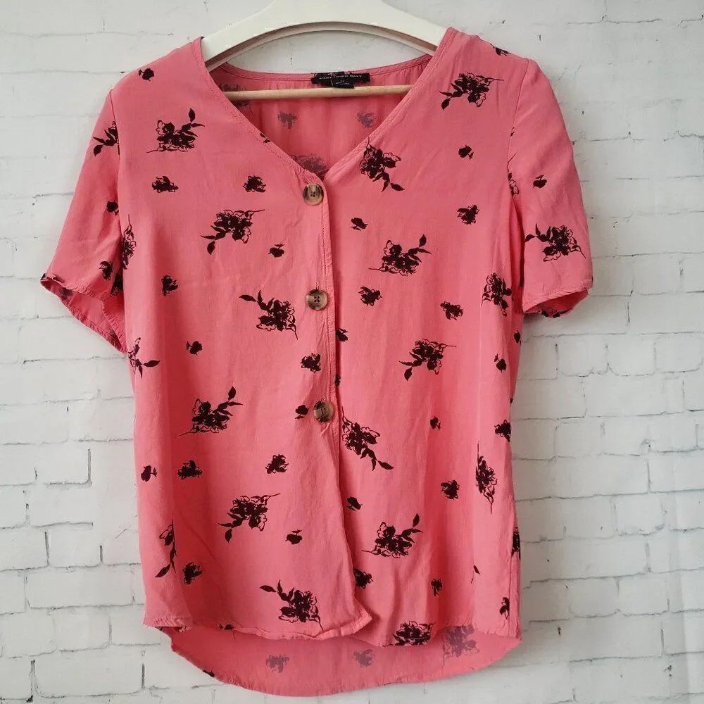 Something Navy Pink Floral Top Size XS Button Front Blouse Casual Womens